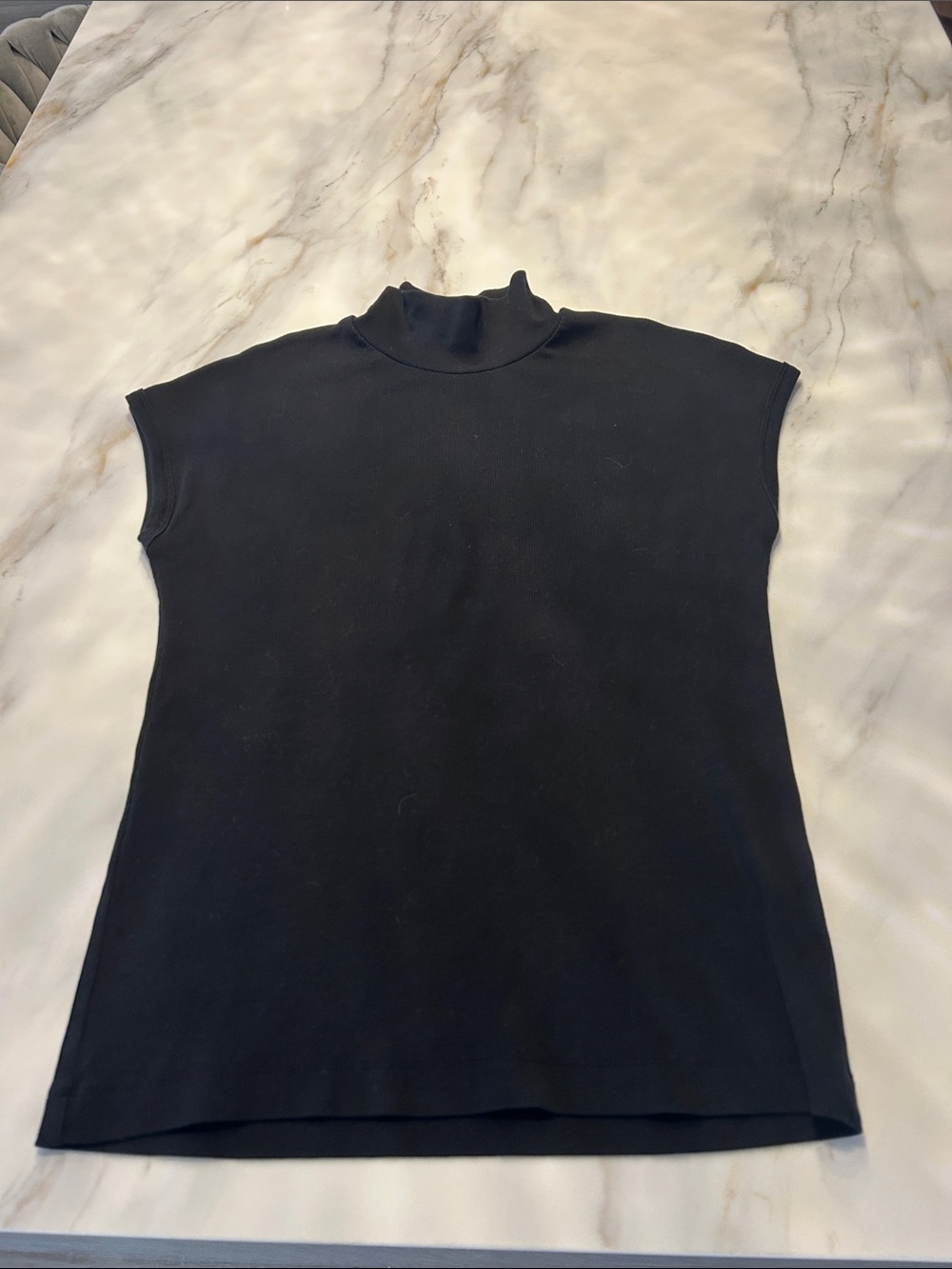 Zara Black Cap-Sleeve ribbed Mock Neck T - Picture 2 of 3